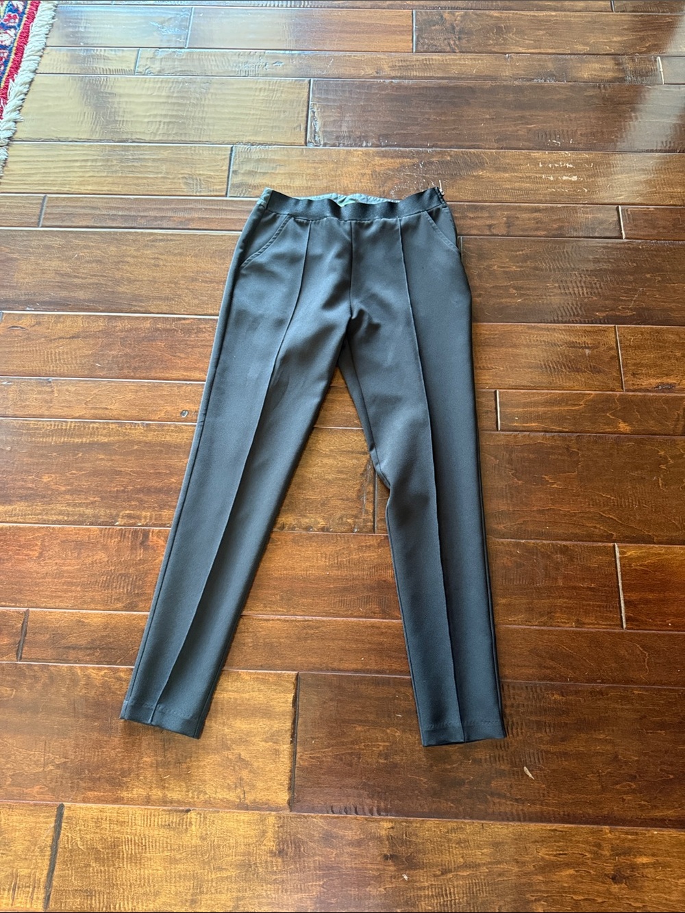 The Letter black womens Dress Pants - Slim , Tailored, Contrat waist, XS, EUC